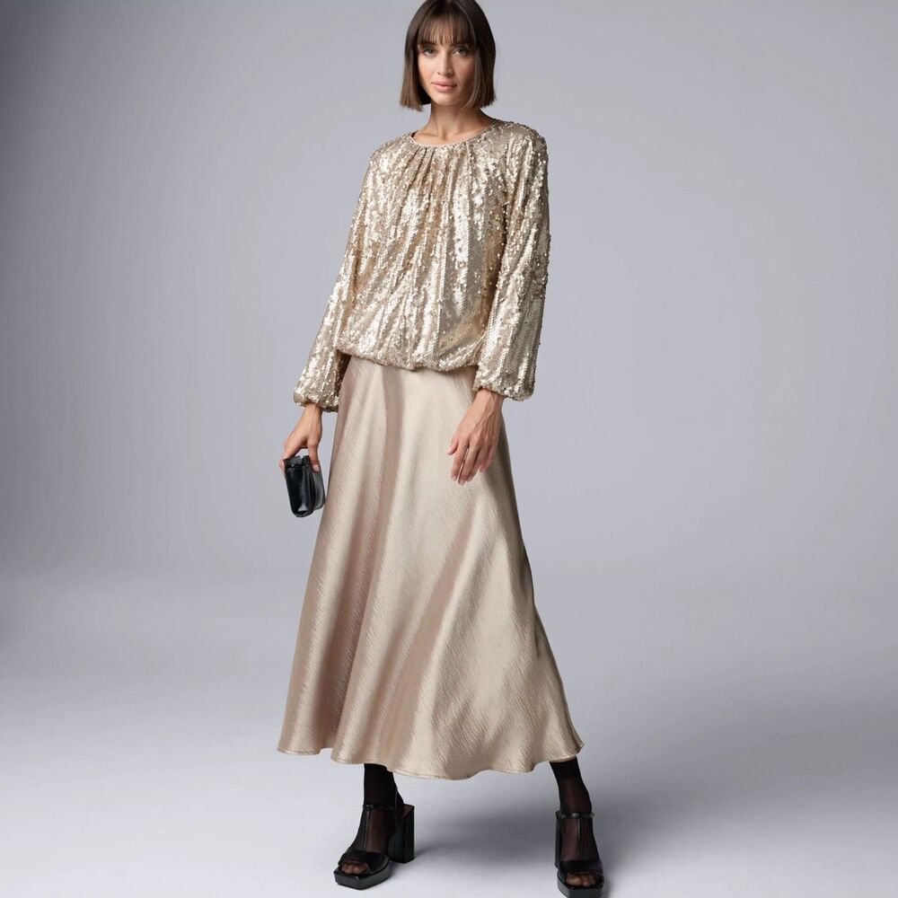 Simply Vera Vera Wang Sequin Blouse Size XS Gold Beige Long Sleeve